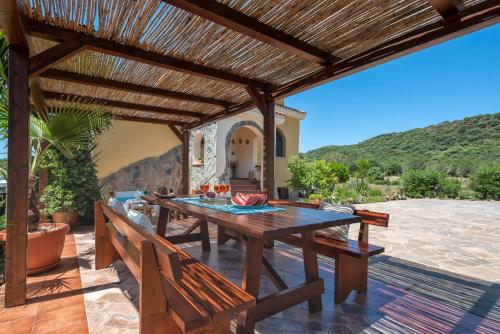 Facilities, Villa Saige , piscina ad uso esclusivo, con idromassaggio in Alghero