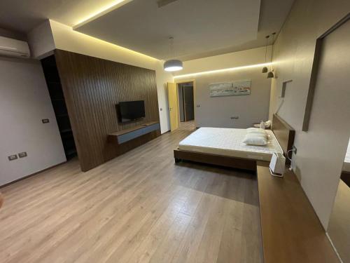 Two-Bedroom Apartment image 5