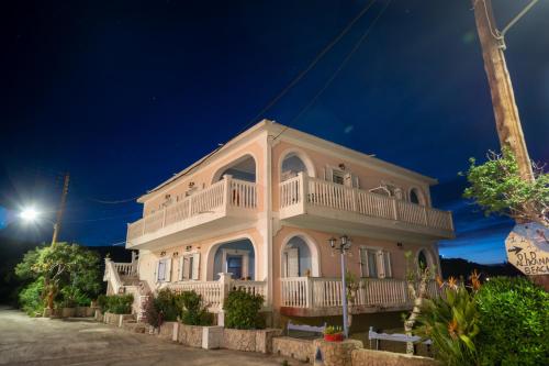 Andrikas Villa at Xenios Avlais in Alykanas