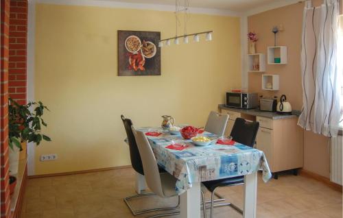 Awesome Apartment In Rostock With Wifi