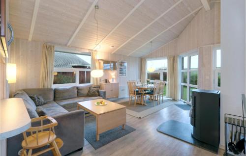 Ferienhaus mit Sauna in Friedrichskoog Spitze Strandpark 12