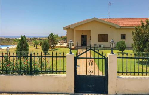 Gorgeous Home In Maroni-larnaca With Outdoor Swimming Pool