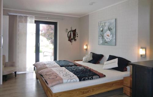 Nice Apartment In Korperichobersgegen With Wifi in Korperich
