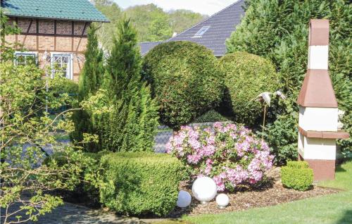 Aed, Gorgeous Apartment In Lubtheengarlitz in Lubtheen