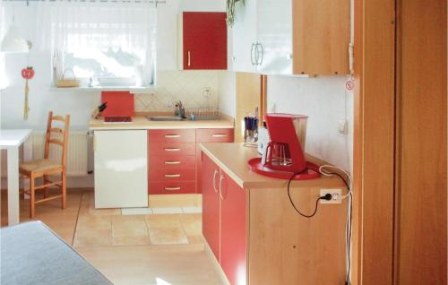 Kitchen, Nice Apartment In Khlungsborn With Wifi in Ostseebad Kuhlungsborn