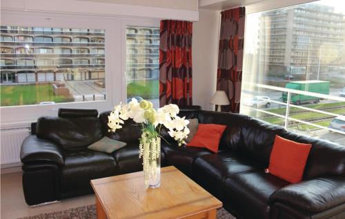 Apartment Versailles - image 11