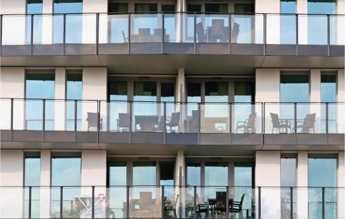 Pet Friendly Apartment 32m von Trelleborgallee entfernt
