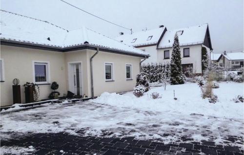 Amazing home in Arzfeld with 2 Bedrooms and WiFi