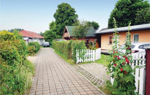 2 Bedroom Awesome Home In Dranske