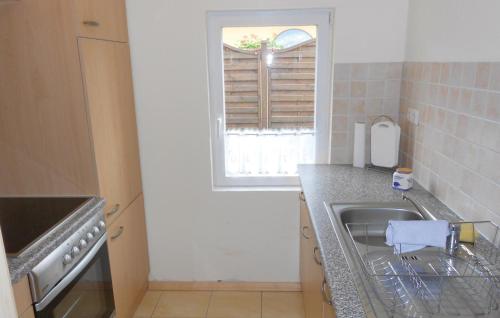 Holiday Home Dranske Alte Gartnerei 276m von Dranske entfernt