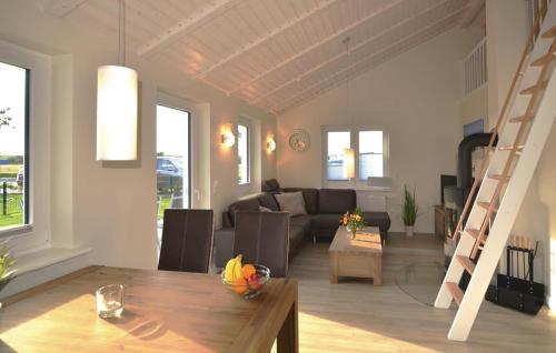 Amazing Home In Dagebll With Wifi