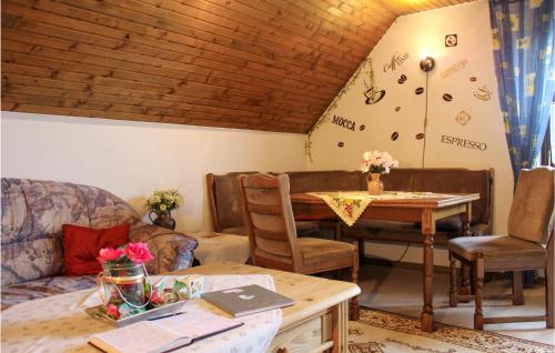 Beautiful apartment in Wurster Nordseeküste w/ WiFi and 2 Bedrooms - image 3