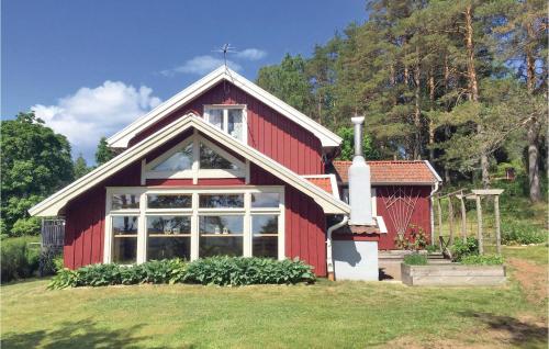 Awesome home in Hgster with 2 Bedrooms and WiFi - Högsäter