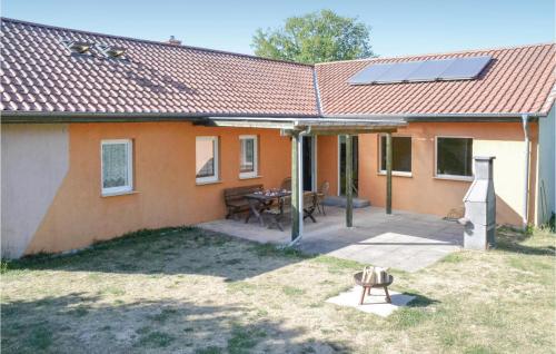 Pohled zvenku, Awesome Home In Priborn With Sauna in Priborn