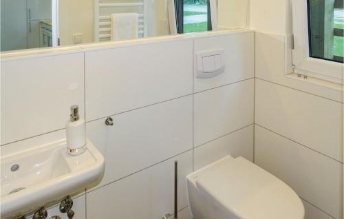 Stunning home in Kuhlen Wendorf w/ WiFi and 2 Bedrooms - image 8