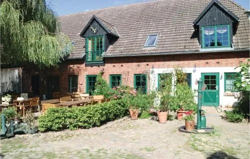 Cozy Apartment In Thulendorfsagerheide in Klein Lüsewitz, Deutschland