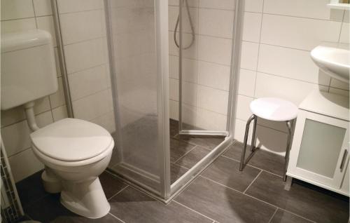 Fürdőszoba, Cozy Apartment In Thulendorfsagerheide in Thulendorf