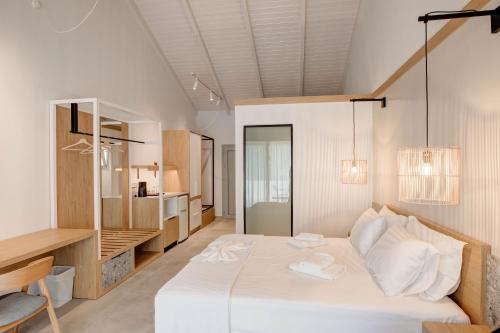 Junior Suite with Sea View image 6