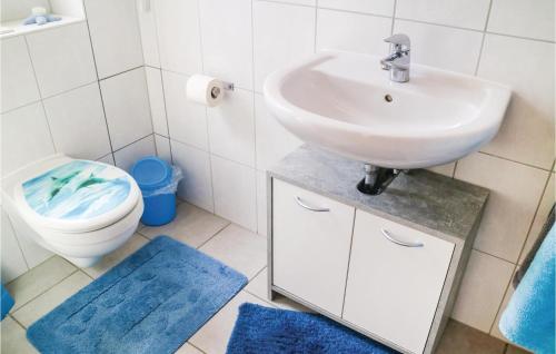 Bathroom, Amazing apartment in Khlungsborn with 1 Bedrooms and WiFi in Kuhlungsborn Ost