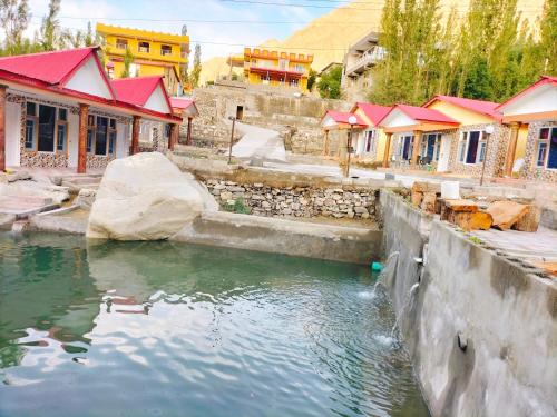 Skardu View Point Hotel and Huts in Skardu