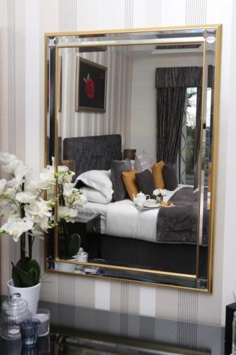The Old Hall Hotel - image 3