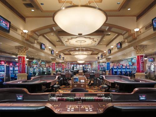 Ameristar Casino Hotel Council Bluffs - main image