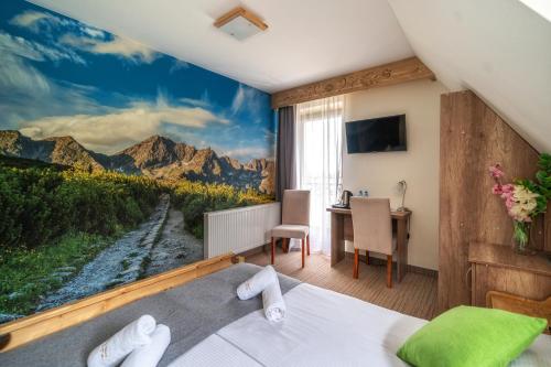 Deluxe Double Room image 10
