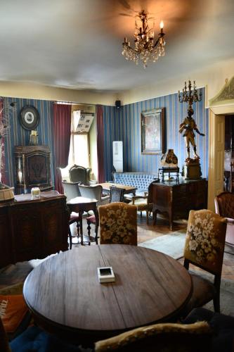 设施服务, 潘吉哈旅馆 (Hostel PanGeea) in 锡比乌