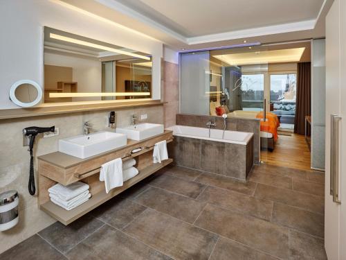 A-VITA Viktoria & A-VITA living luxury apartments - image 6