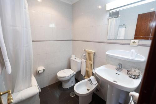 Hotel Eladia – Cangas de Onis, FL
