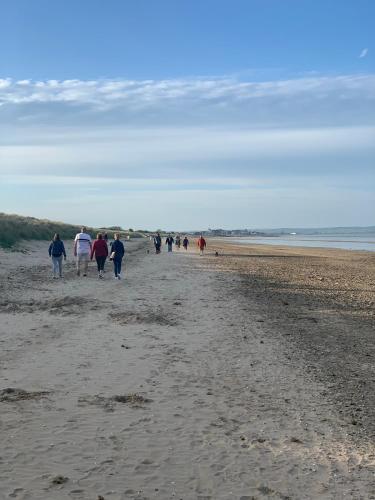 Cosy Private Caravan Romney Sands Holiday Park