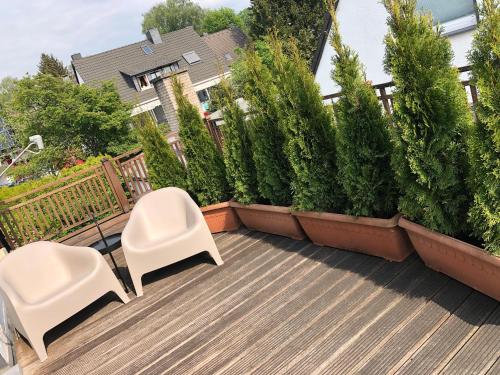 Балкон, Bel Art Etage mit großem Parkplatz in Haan