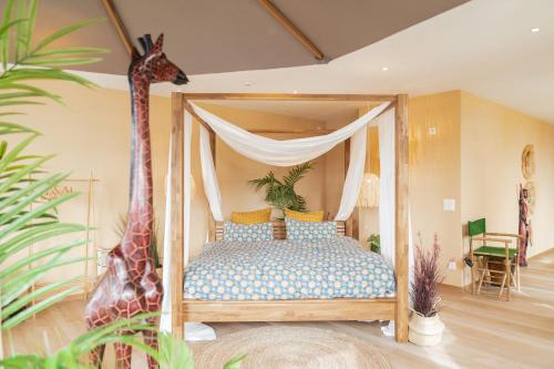 King Suite with Spa Bath - Massai Lodge