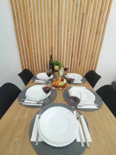 King's Cave deluxe King's Cave deluxe