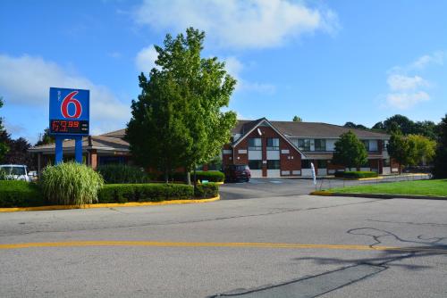 Motel 6 Newport, Ri