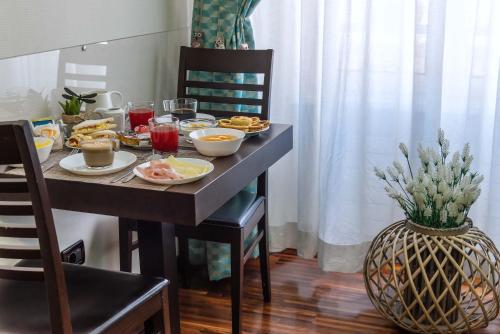 Merulana Inn Guest House - image 7