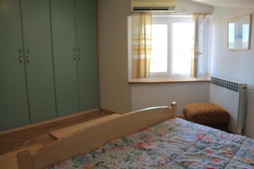 Two-Bedroom Apartment with Sea View image 4