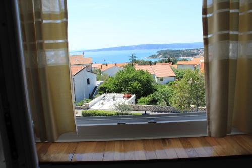 Two-Bedroom Apartment with Sea View image 9