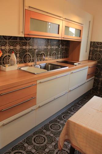 Studio with Terrace and Sea View (2 Adults) image 6