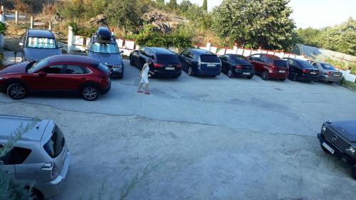Hotel Gamartata - image 4