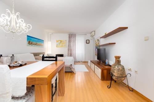 Apartment Anton