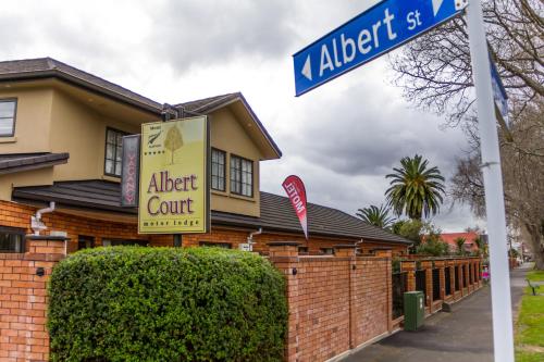 Albert Court Motor Lodge