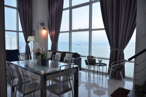 MARITIME SUITE DUPLEX PENANG- PEMANDANGAN LAUT
