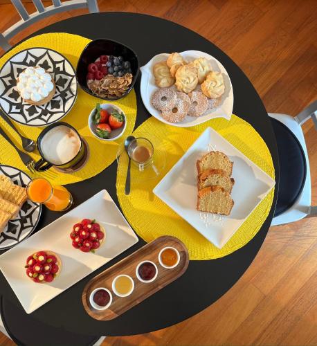 Miss Scola Pastry Rooms - Lake Como chambre d'hôte Mandello del Lario