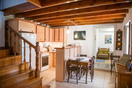 Konyha, Mikros Paradisos Pelion in Agios Vlasios