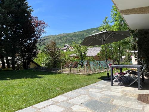 Appartement rez de jardin, 2 chambres/ 4 personnes, garage. Briançon