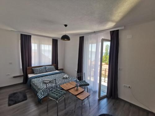 . GOPO Guesthouse Elshani