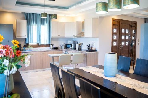 Luxury Apartments - Τιγκάκι