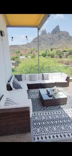 balkon/terras, VILLA NAYELI Luxury and Simplicity in Rui Vaz