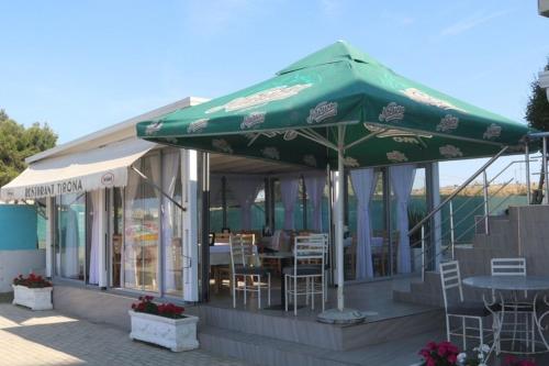 Hotel Tirona - image 12